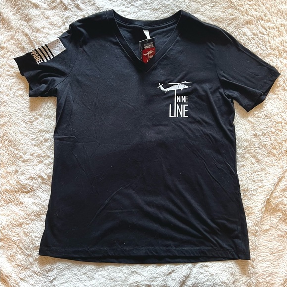 NWT! Nine Line Apparel- Don’t Tread on Me Black V-Neck Short Sleeve Tee - Picture 2 of 7